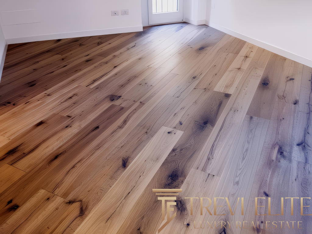 Террасная доска из натурального дерева, элитное покрытие для интерьера, светлая доска с выразительными узорами и темными сучками, стильное решение для современного дома.