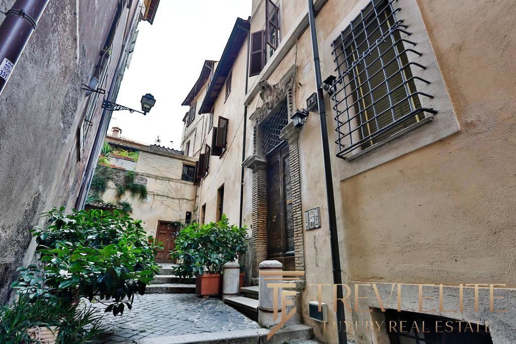 kvartira v istoricheskom zentre rima (13)