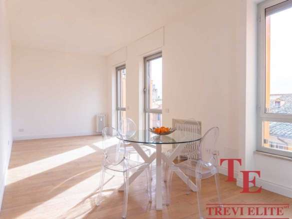 novaya kvartira v tsentre rima (15)