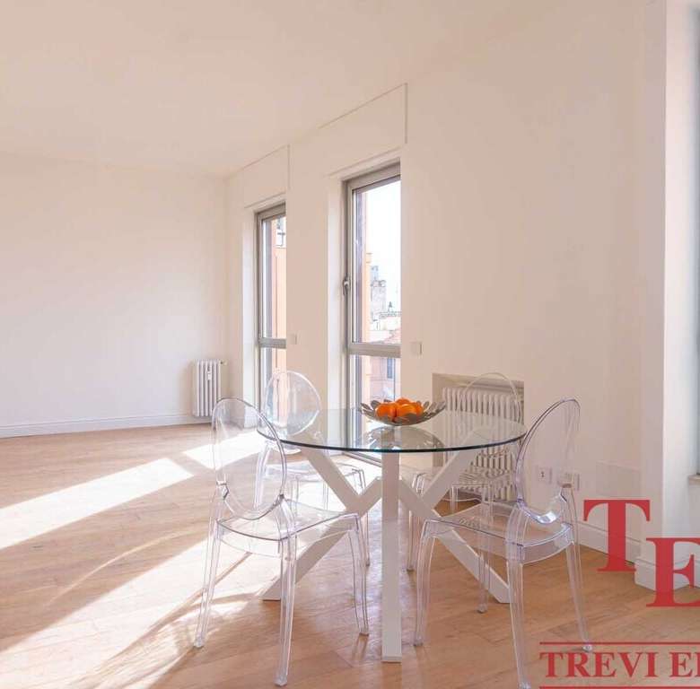 novaya kvartira v tsentre rima (15)