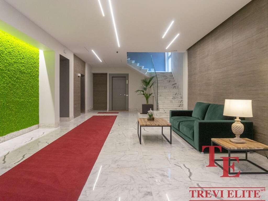 novaya kvartira v tsentre rima (19)