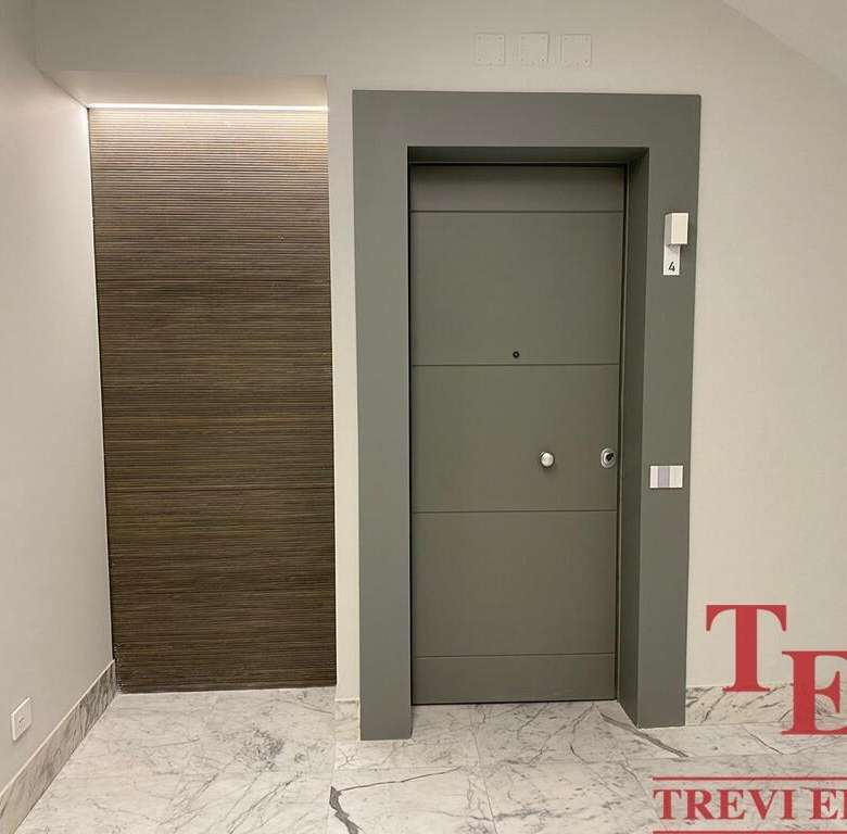 novaya kvartira v tsentre rima (2)