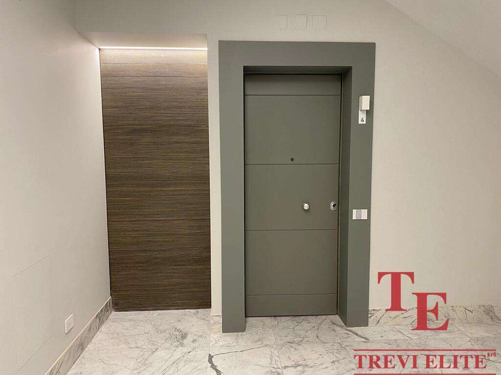 novaya kvartira v tsentre rima (2)