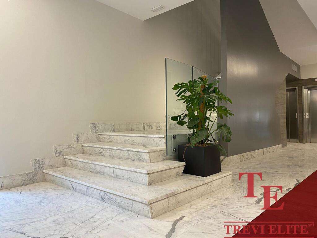 novaya kvartira v tsentre rima (6)