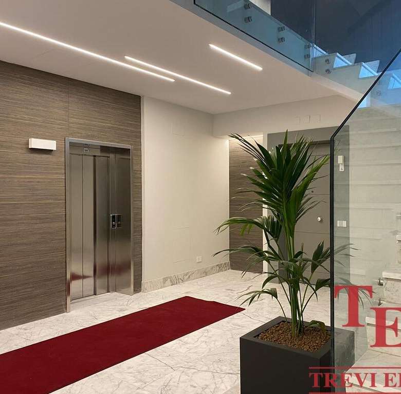 novaya kvartira v tsentre rima (8)