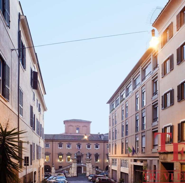 novaya kvartira v tsentre rima (9)