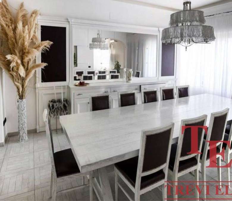 villa s bassejnim v italii lazio rieti (24)