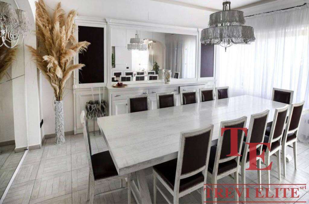 villa s bassejnim v italii lazio rieti (24)