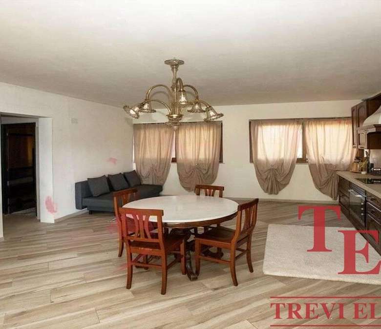 villa s bassejnim v italii lazio rieti (5)