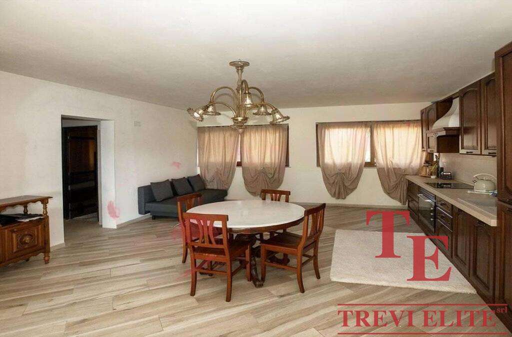 villa s bassejnim v italii lazio rieti (5)