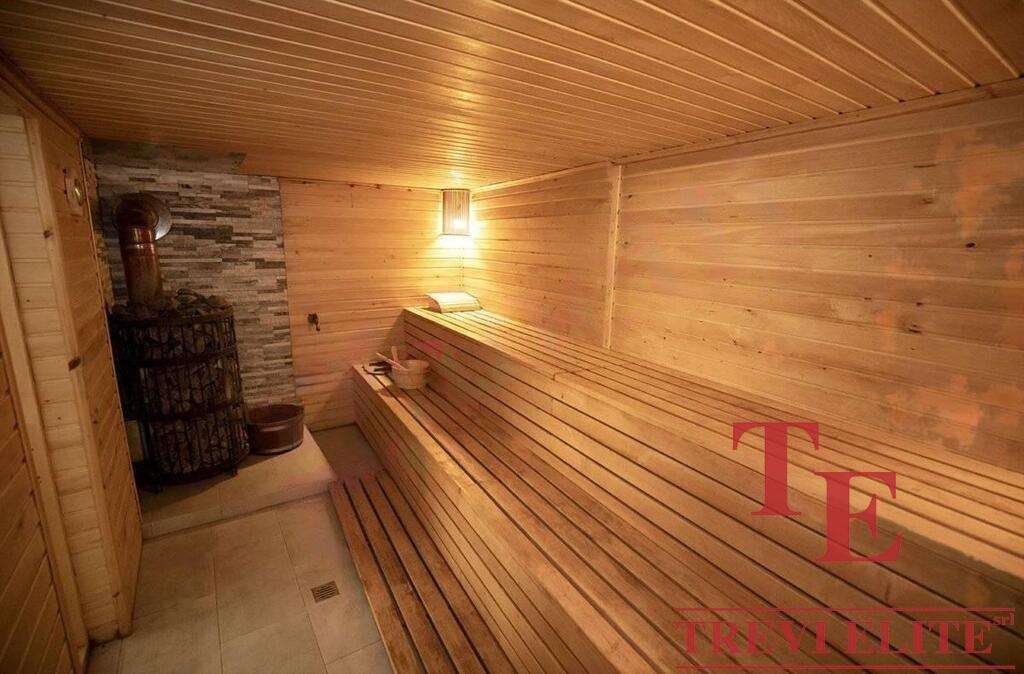 villa s bassejnim v italii lazio rieti (8)