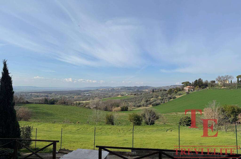 villa v lazio s bassejnom (1)