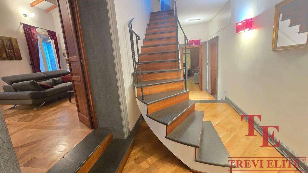 apartamenty raydom s fontanom trevi (4)