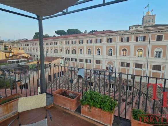 apartamenty raydom s fontanom trevi (6)