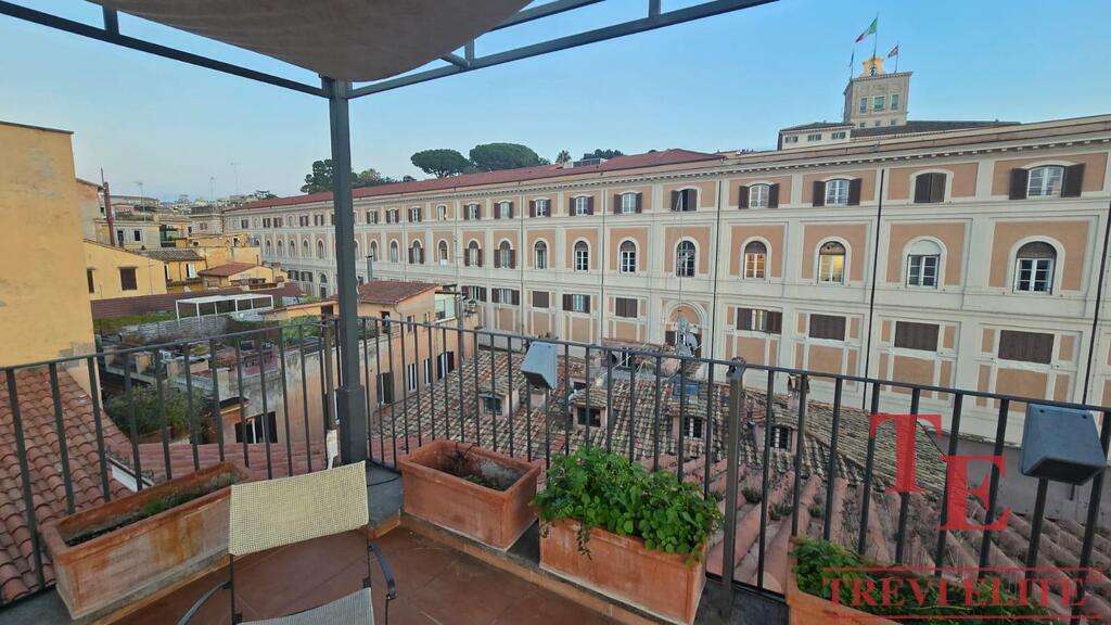 apartamenty raydom s fontanom trevi (6)