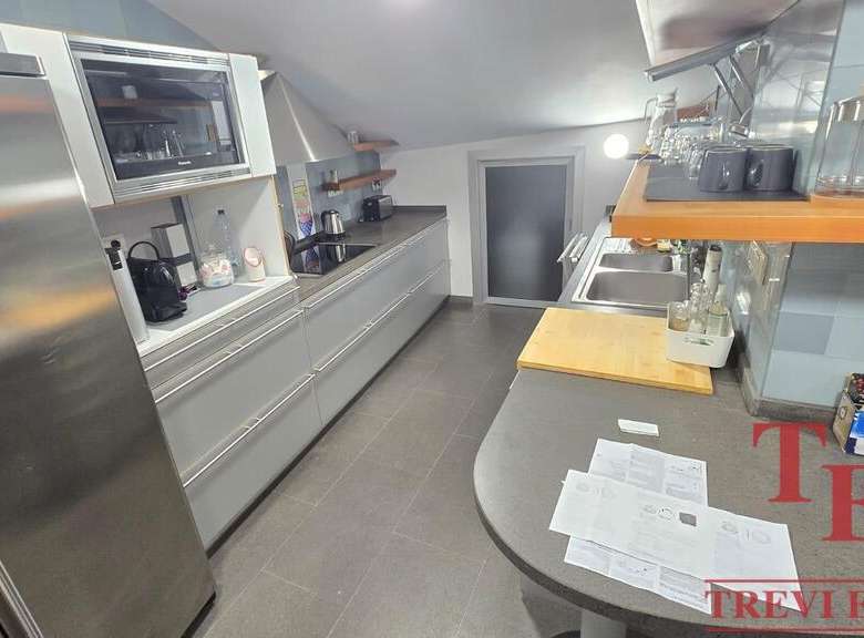 apartamenty raydom s fontanom trevi (8)