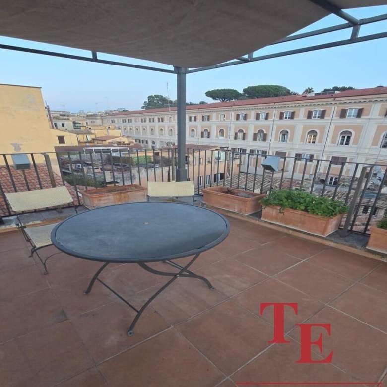 apartamenty ryadom s fontanom trevi (4)
