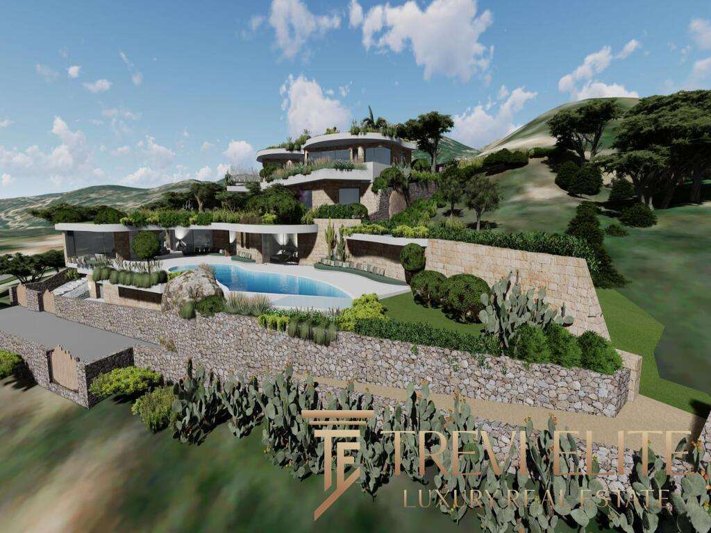 Роскошный современный особняк на холме с бассейном и ландшафтным дизайном, окруженный зеленью и горными пейзажами, в элитном районе Италии.