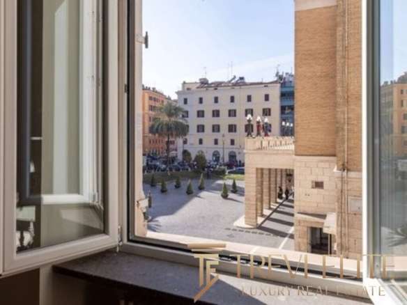 Высококлассная недвижимость в Италии, роскошные апартаменты с видом на город, эксклюзивные предложения от агентства Треви Элит.