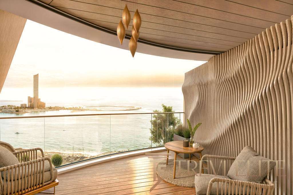 Элегантный интерьер с панорамным видом на море и современным дизайном, созданный для эксклюзивных люкс-апартаментов на береге.