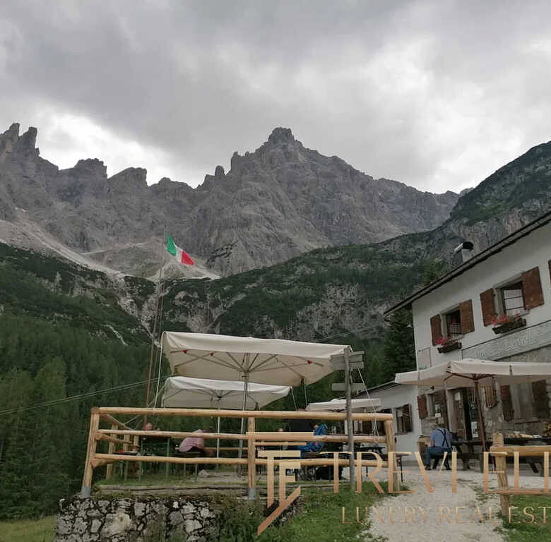 kvartira ryadom s rimskim opernym teatrom8