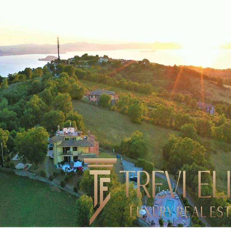 Элитное агентство недвижимости Треви Элит предлагает эксклюзивные роскошные виллы и апартаменты в живописных местах Италии и мира, обеспечивая высокий уровень сервиса и индивидуальный подход.