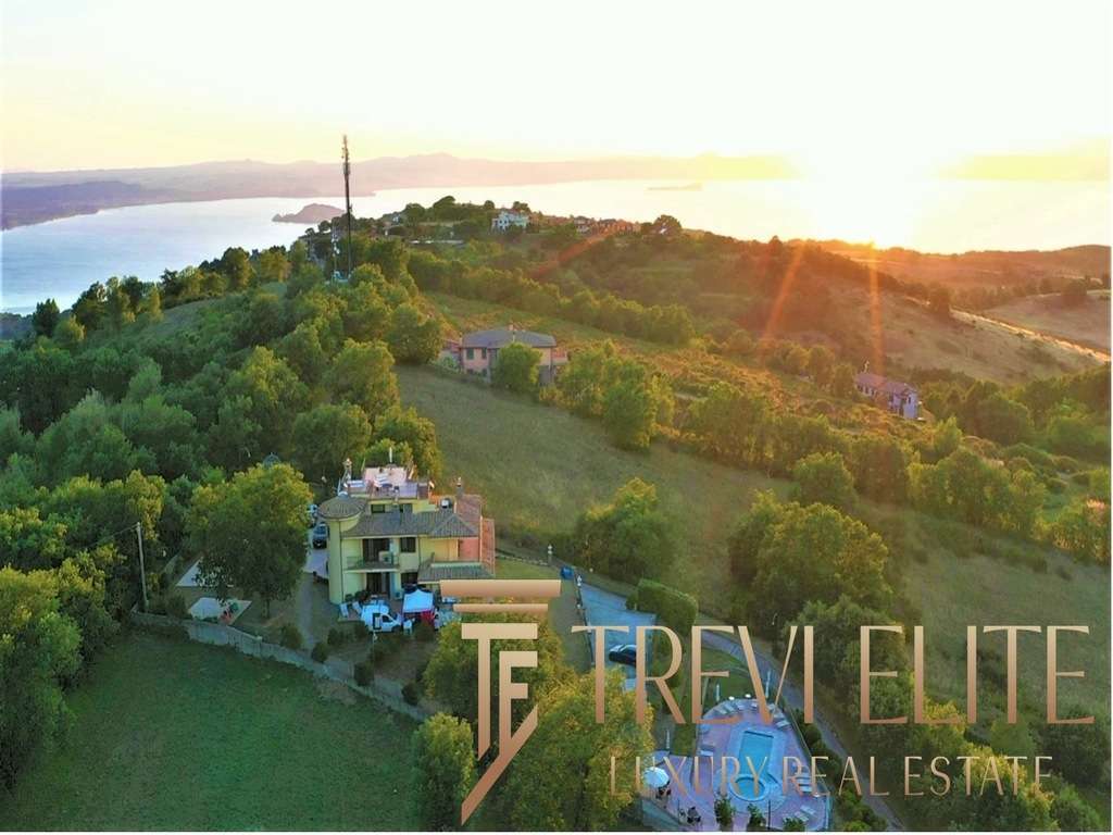 Элитное агентство недвижимости Треви Элит предлагает эксклюзивные роскошные виллы и апартаменты в живописных местах Италии и мира, обеспечивая высокий уровень сервиса и индивидуальный подход.