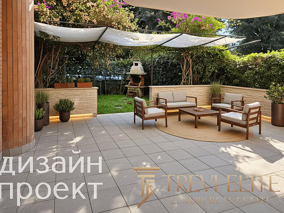 Современная терраса с уютной зоной отдыха, кресла и диван, окруженная цветущими кустарниками и зеленью, с зонтом для защиты от солнца, стильный дизайн для комфортной жизни на улице.