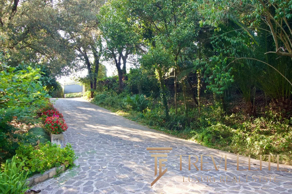 dom u vody v italii10