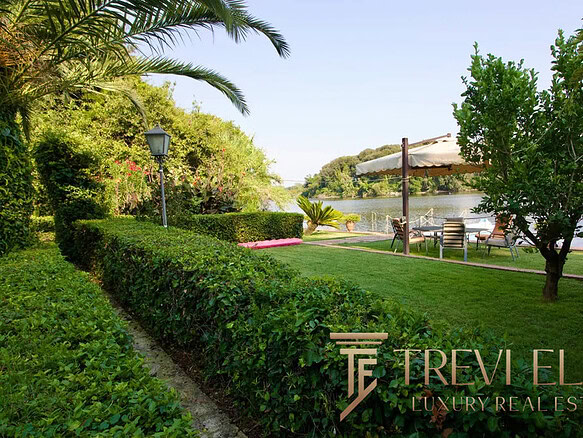 dom u vody v italii18