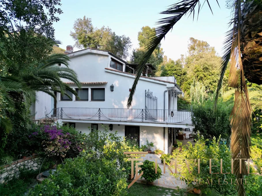 dom u vody v italii8