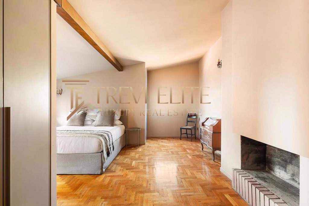 kvartira okolo kolizeya s terrasoy (16)