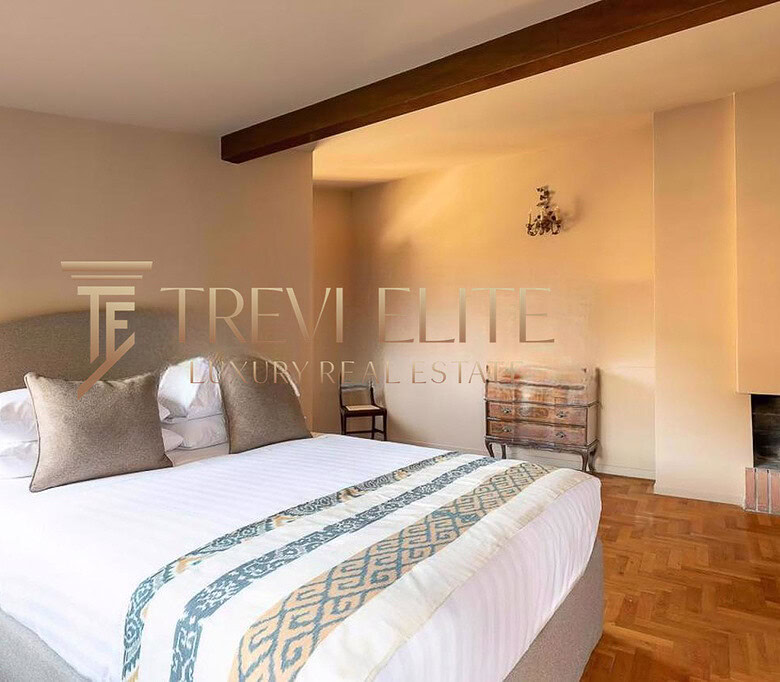 kvartira okolo kolizeya s terrasoy (17)