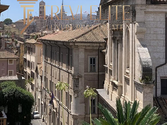 kvartira okolo kolizeya s terrasoy (2)