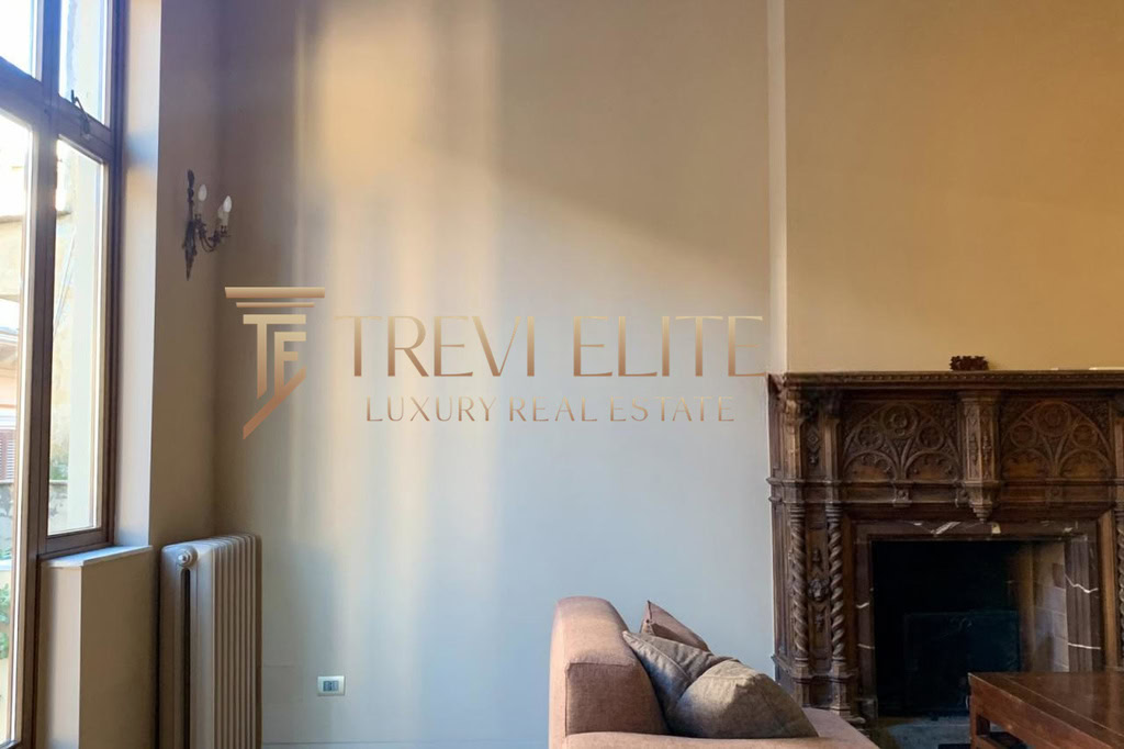 kvartira okolo kolizeya s terrasoy (22)