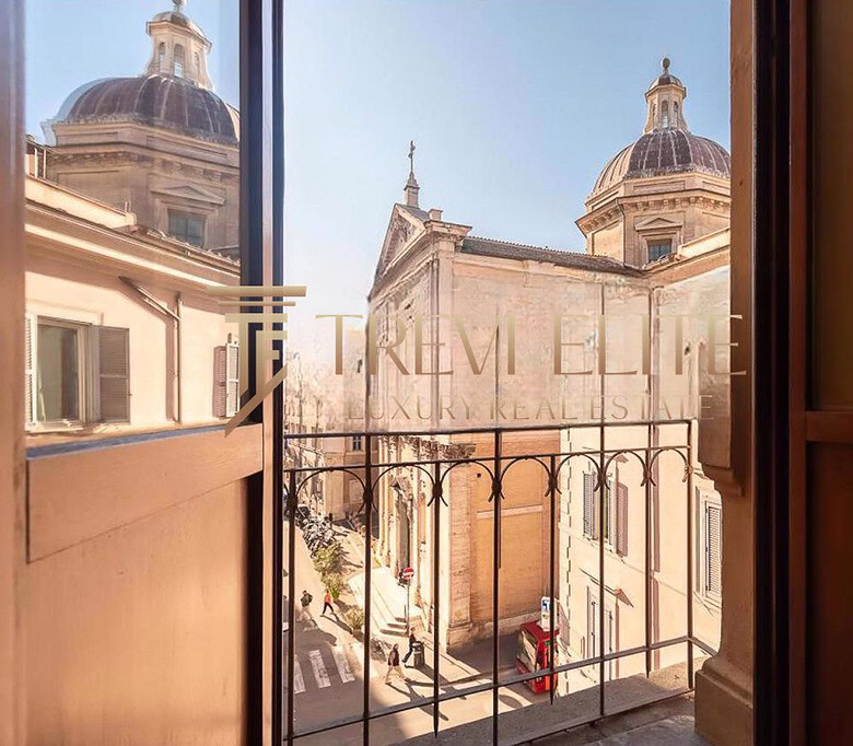 kvartira okolo kolizeya s terrasoy (5)