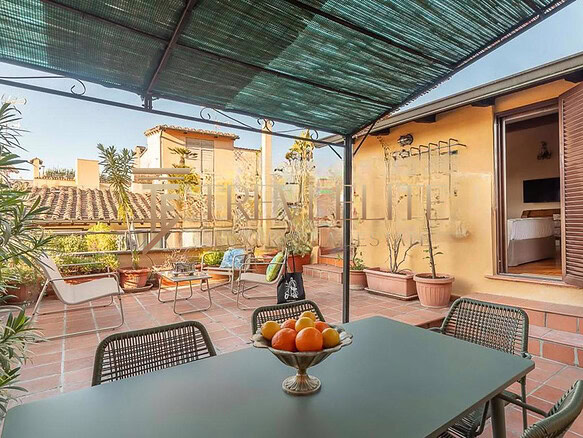 kvartira okolo kolizeya s terrasoy (7)