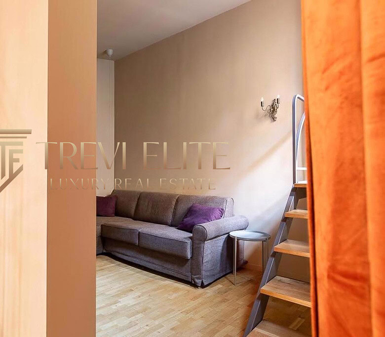 kvartira okolo kolizeya s terrasoy (8)