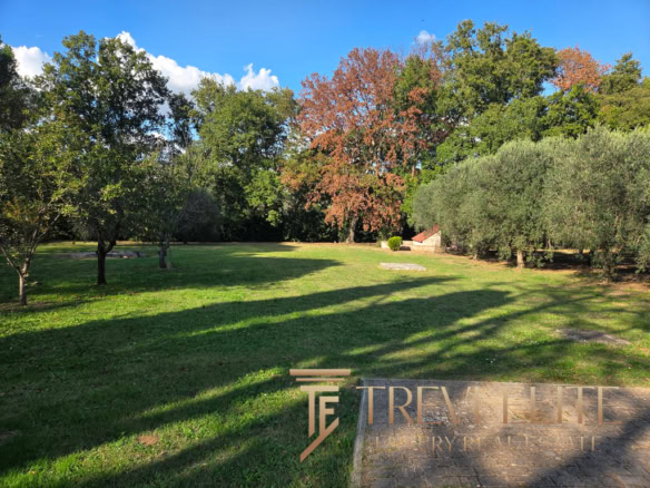 villa fonte nuova 13