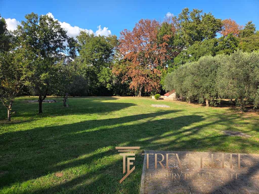 villa fonte nuova 13