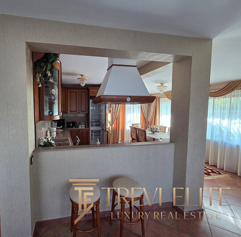 villa fonte nuova 24