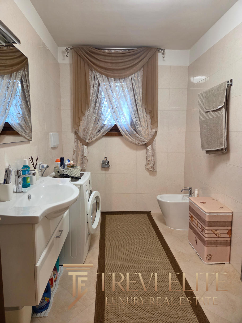 villa fonte nuova 42