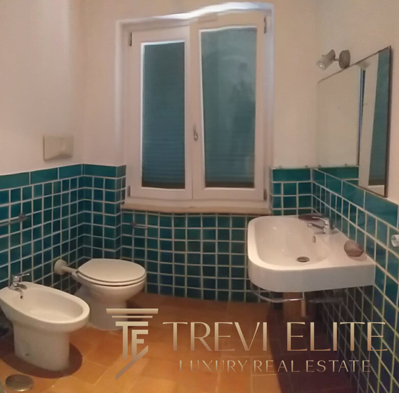 villa s bassejnom ryadom s peschanym plyazhem (14)