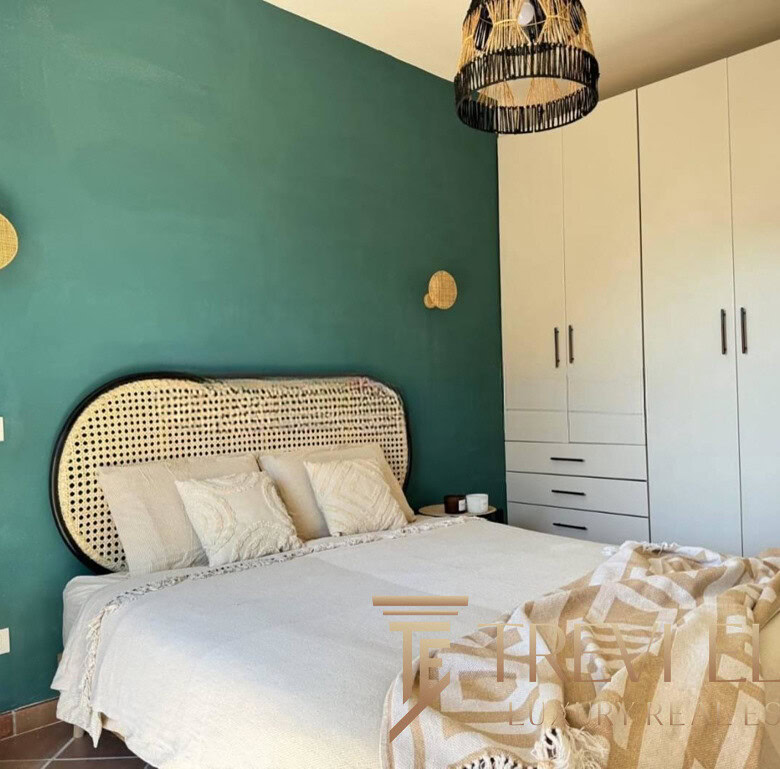 villa s bassejnom ryadom s peschanym plyazhem (20)