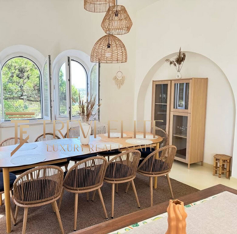 villa s bassejnom ryadom s peschanym plyazhem (5)