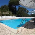 villa s bassejnom ryadom s peschanym plyazhem (8)
