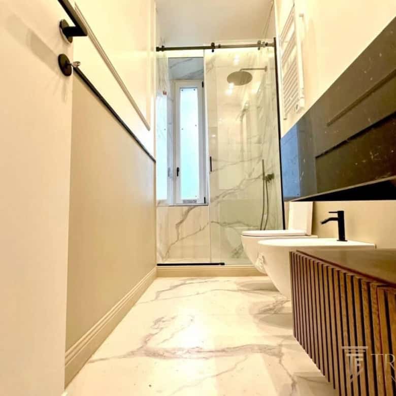 property roma bathroom 2