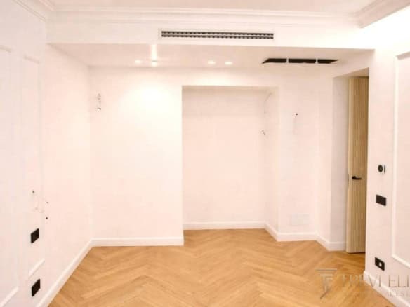 property roma other 2