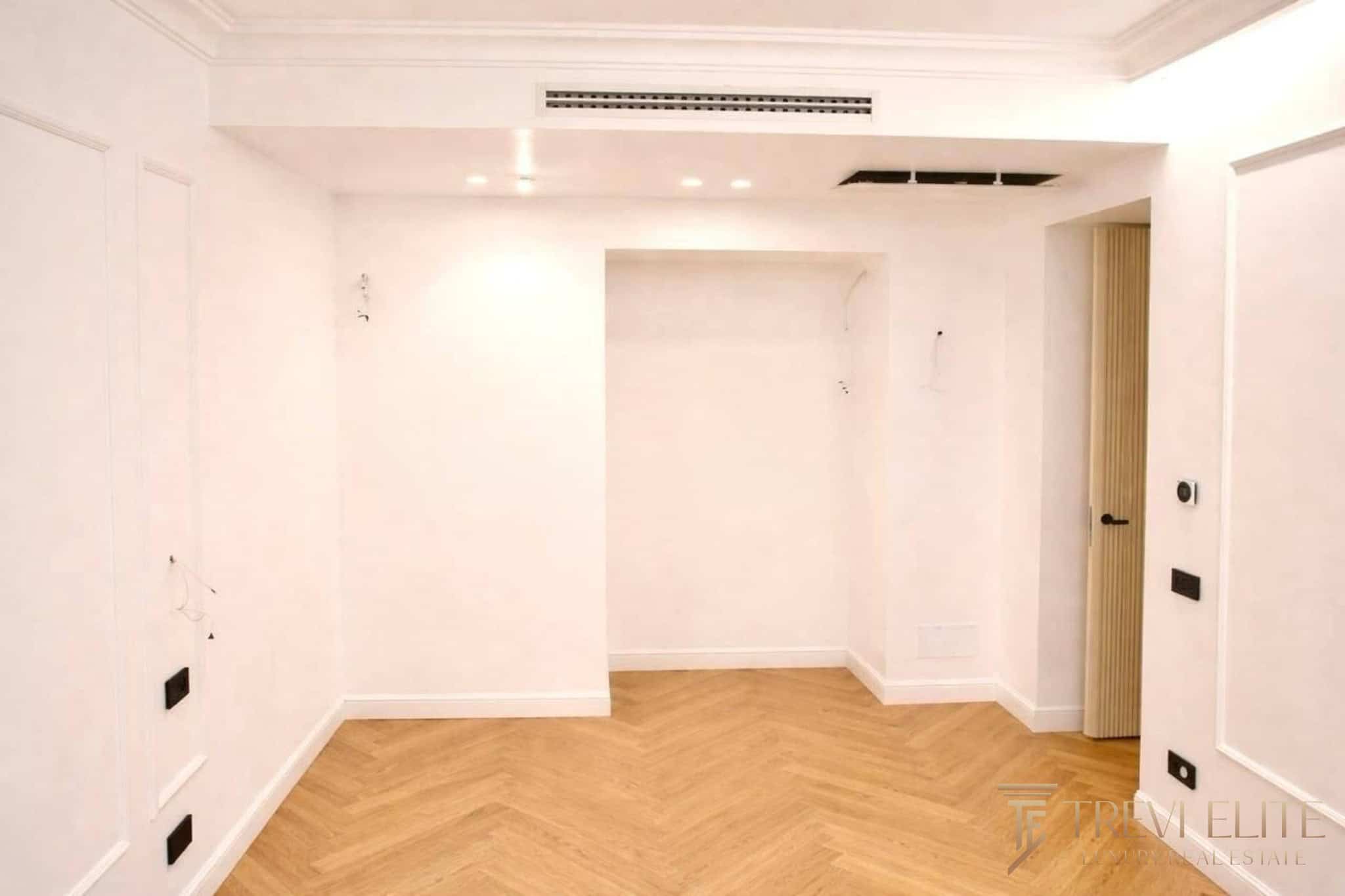 property roma other 2