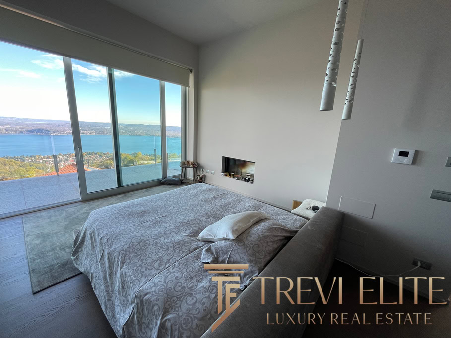 villa na ozere madzhore38